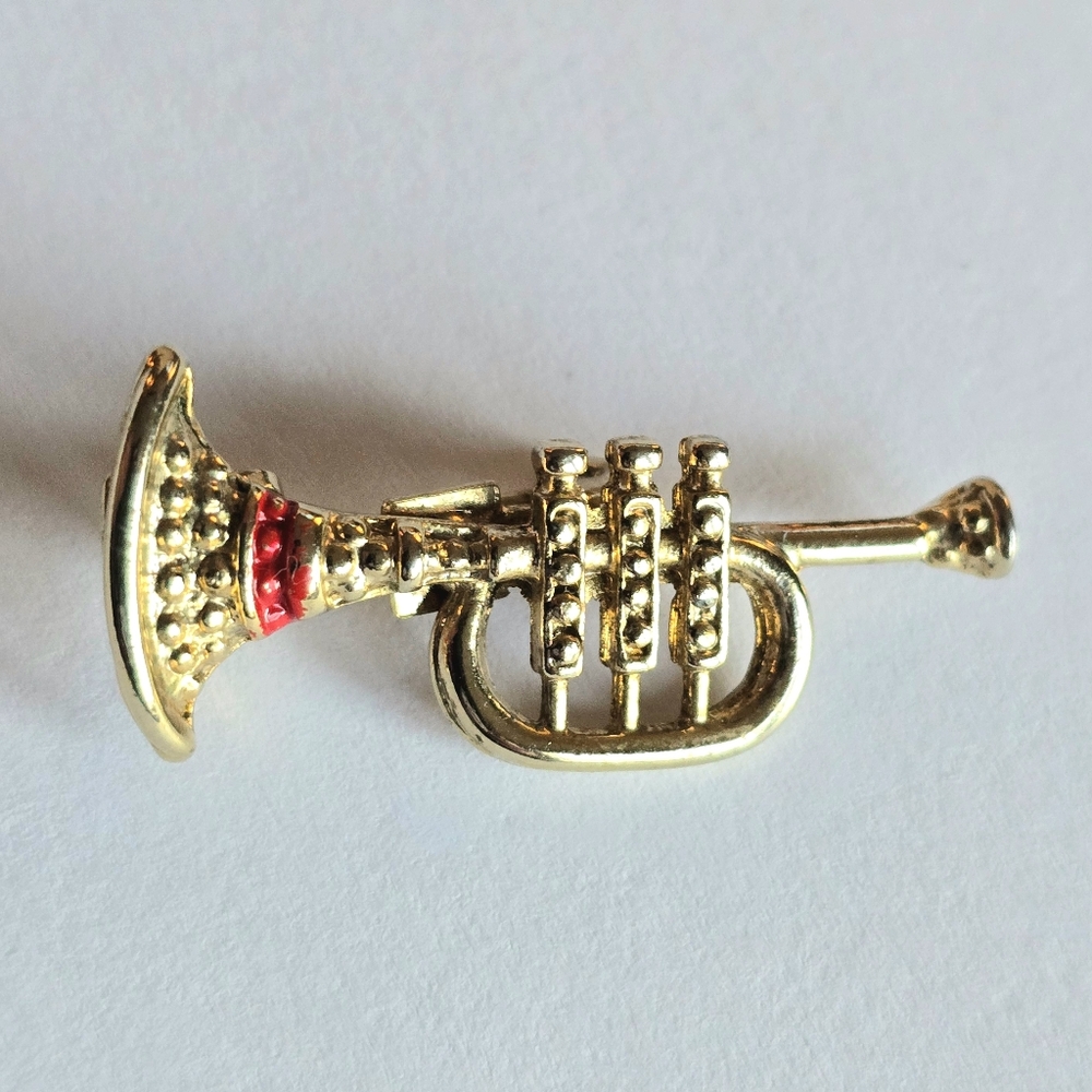 Vintage brooch trumpet horn Gold tone Red Trumpet Brooch